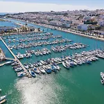 Апартаменты Sunshine Harbour 96 By Destination Algarve