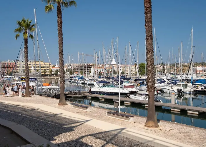 Sunshine Harbour 96 By Destination Algarve * Lagos