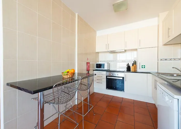 Sunshine Harbour 96 By Destination Algarve *