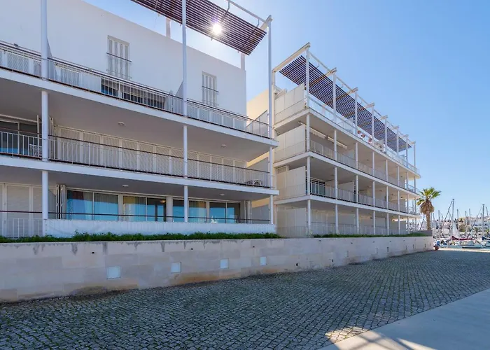 Sunshine Harbour 96 By Destination Algarve